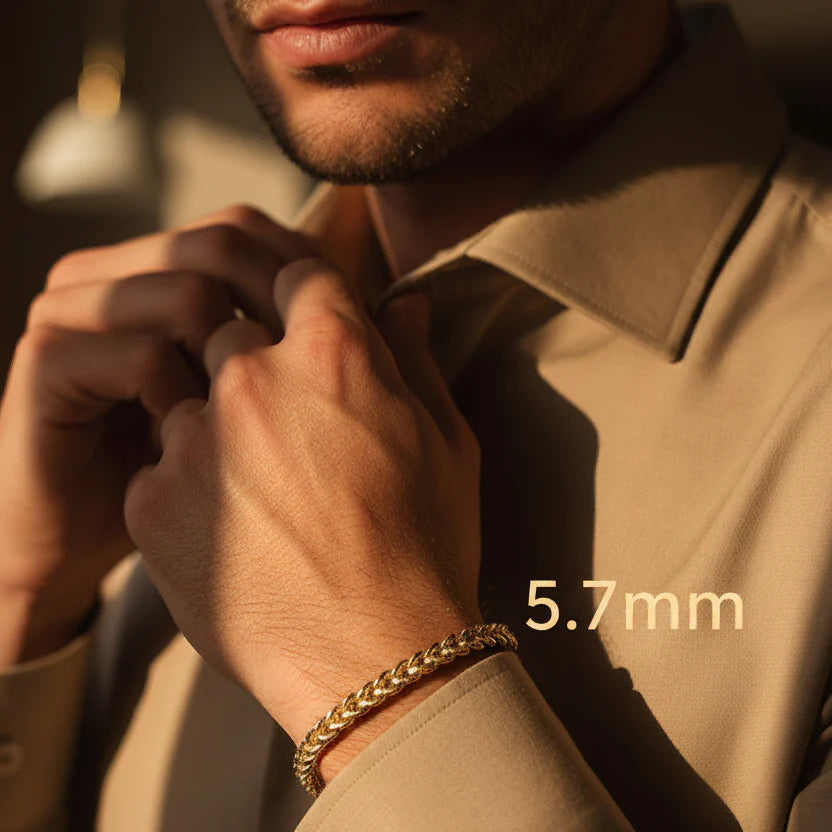 Close-up of yellow gold Franco bracelet links at Mayra Jewelry